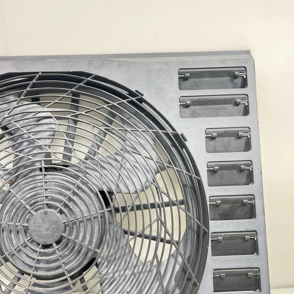 2002 - 2008 BMW 750 745Li E66 RADIATOR COOLING MOTOR FAN OEM 6921925 - Изображение 3 из 4