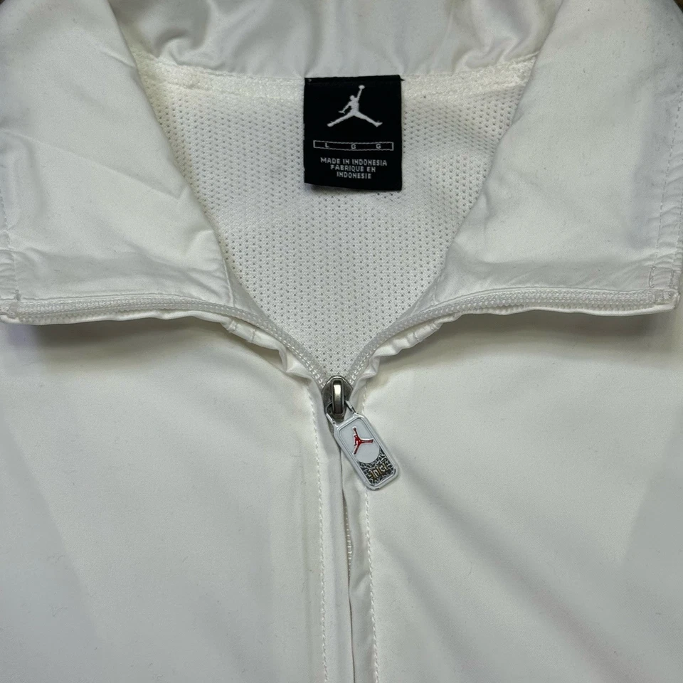 Chaqueta De Colección Y2K Air Jordan Retro 3 Cemento Estampado Elefante Para Hombre Talla L 🏀 Foto 4 de 4