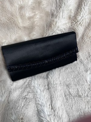 A Black Long Wallet For Women In The Meeting/7x4in/ Unbranded/Damage Material/