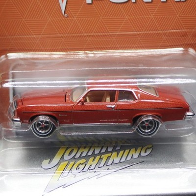 2026 JOHNNY LIGHTNING 1974 PONTIAC VENTURA BRONZE TIN REL 1 VS B