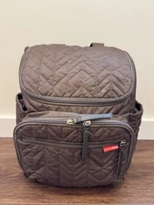 Skip Hop Quilted Diaper Backpack Bag Brown Zipper Pockets Changing Pad