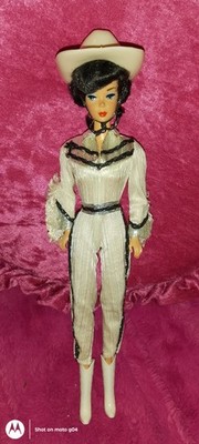 Barbie Vintage 1980 western Star outfit #1757 white & silver fringe com Post