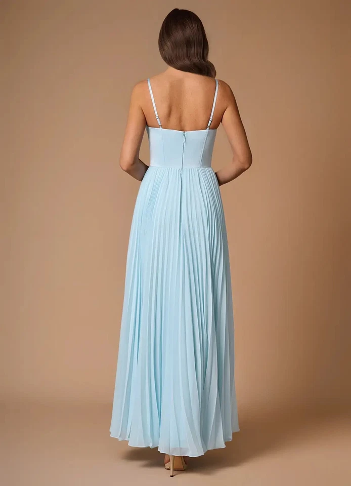 IMPRESIONANTE Vestido de Noche Azul Claro Talla 4, Azazie ATELIER Anita Vestido Azul Cielo. Foto 2 de 4