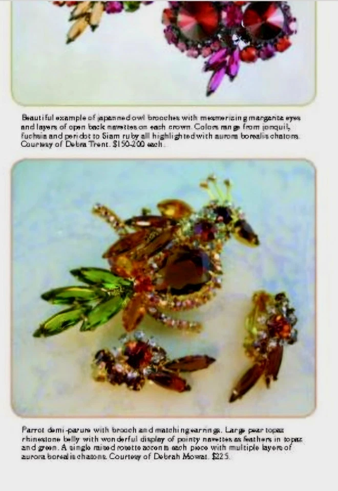 Pendientes florales de loro rosa Juliana DeLizza y urraca pieza de libro raros Foto 4 de 4