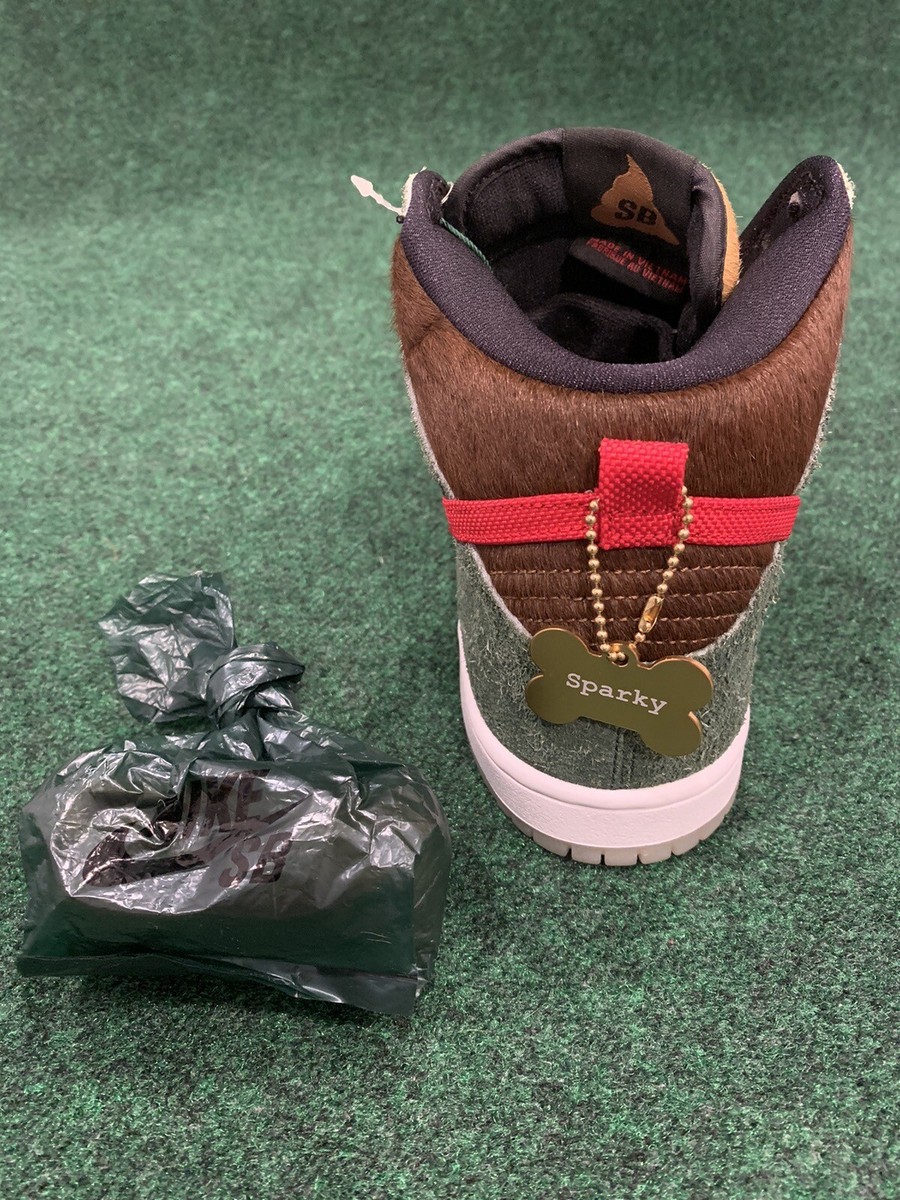 Nike ハイカットスニーカー dog Walker Nike SB Dunk High Dog Walker Men's - BQ6827-300 - US