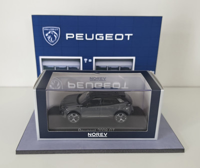NOREV 1:43 Peugeot 2008 GT 2024 Modellauto Selenium Grau 472870 + Autohaus / DHL