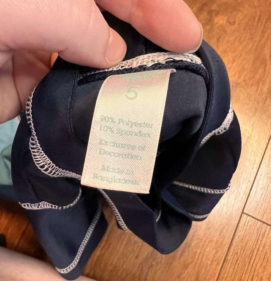 Boys Size 4  Rashgaurd  Swim Shirt Osh Kosh B Gosh  - Image 3 of 4