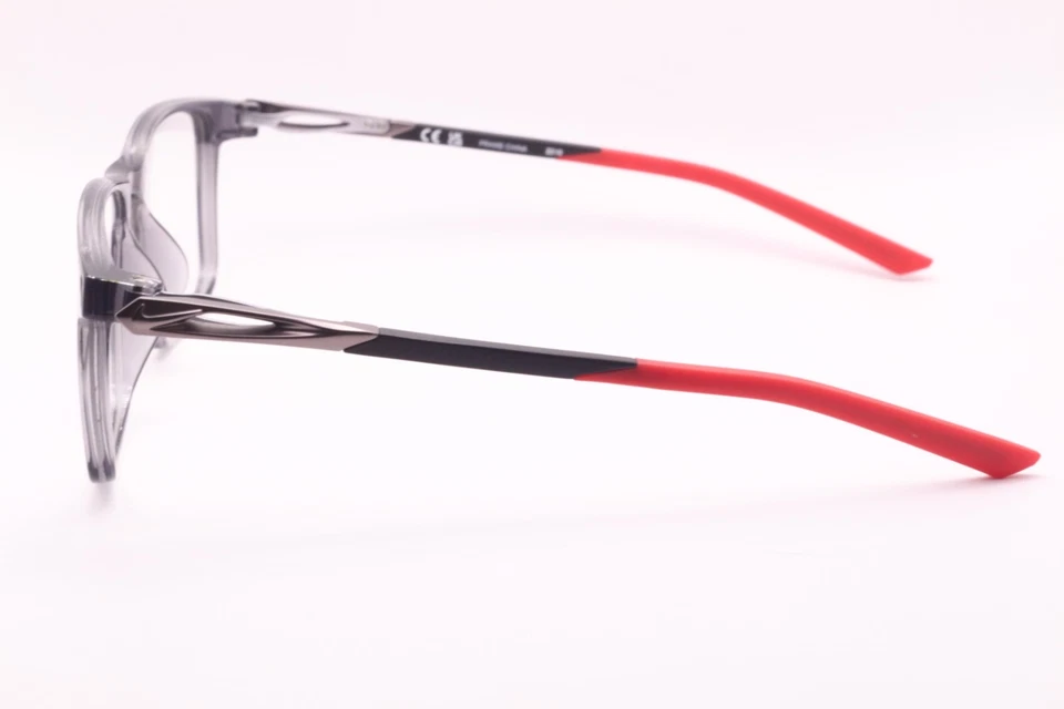 NOVO ÓCULOS DE GRIFE NIKE 7146 034 CINZA CRISTAL VERMELHO AUTÊNTICO 54-19 - Imagem 3 de 4