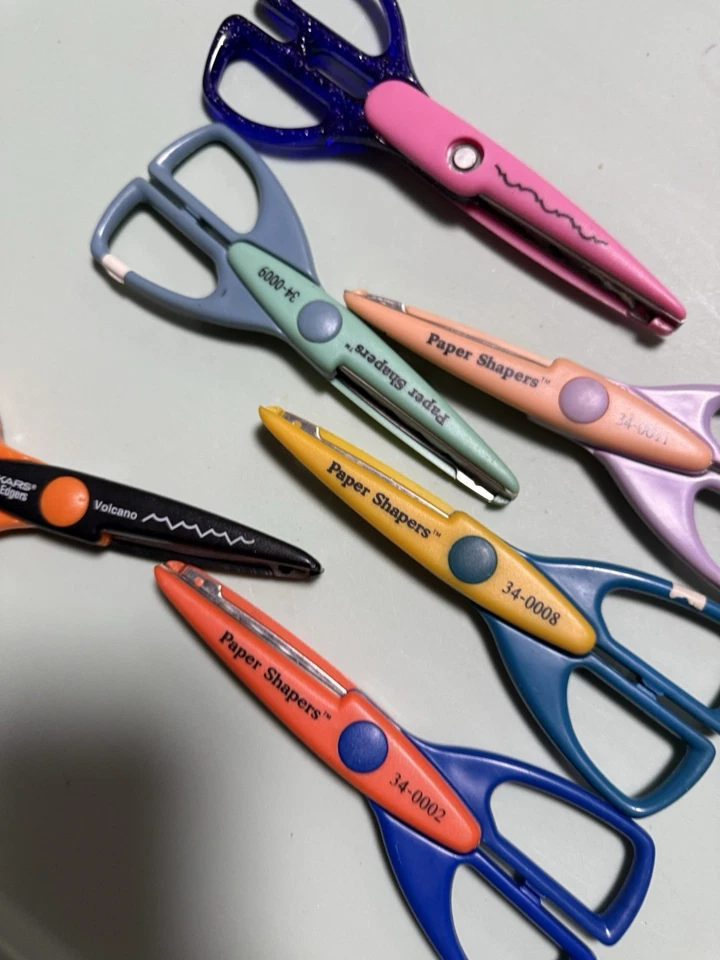 Лот из 7 декоративных ремесленных ножниц Fiskars кромки бумаги и Provo Craft формирователи - Изображение 4 из 4