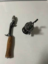 Vtg Pflueger Akron Fishing Reel 1893 With Vtg Stream-Eze Handle 1940s - 50s Rust