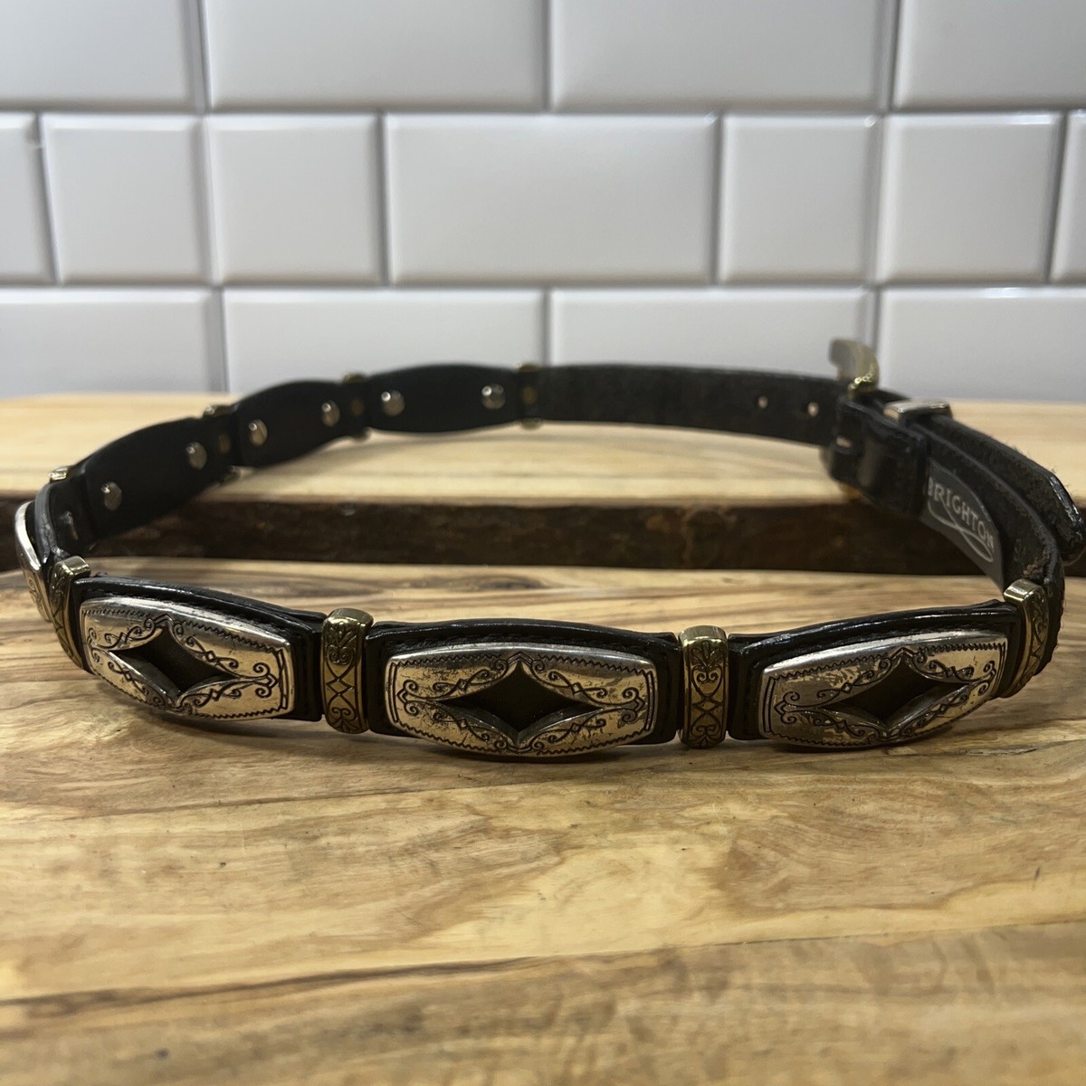 Brighton 9A303 Women Size Small 28 Black Crocodile Embossed  display picture 1