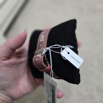 New Steve Madden Women display picture 3