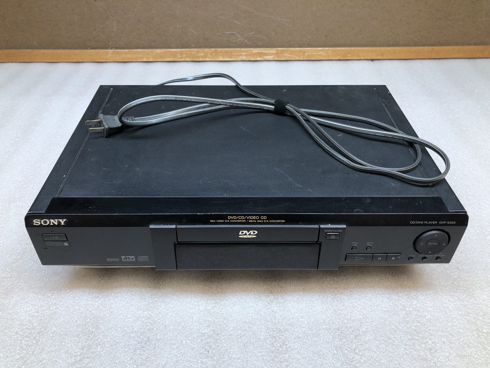 Sony DVP-S330 DVD CD Video CD 10bit Video D/A Converter