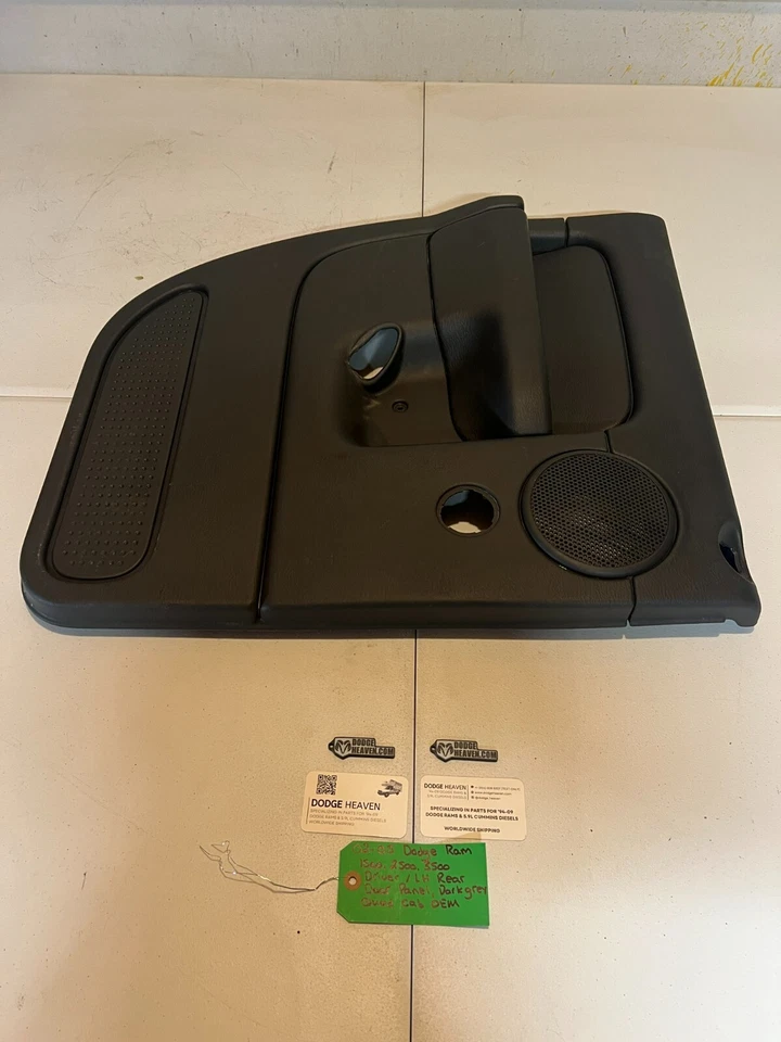 Panel de puerta trasera izquierda gris oscuro OEM 2002-2005 Dodge Ram 1500 2500 3500 Drivers Foto 2 de 4