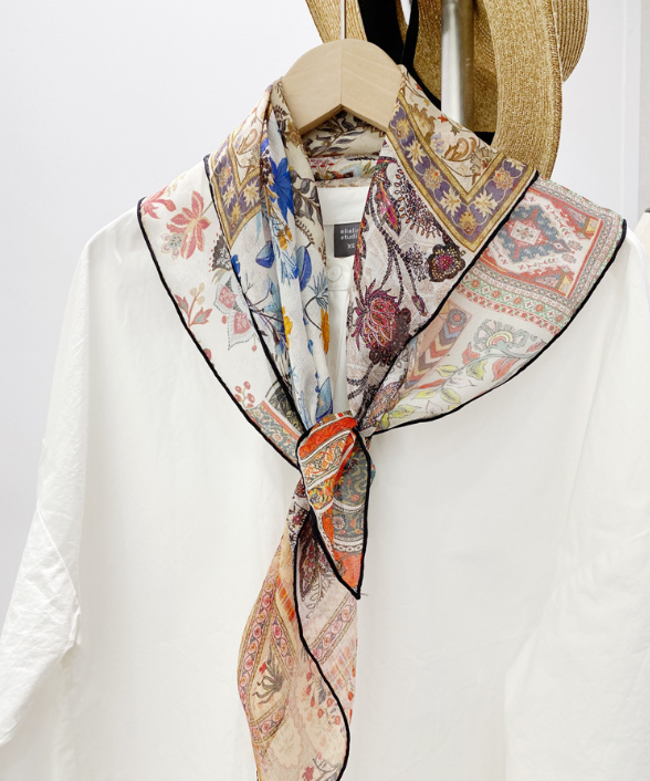 100% Mulberry Silk Square Scarf 68x68cm Floral Botanical Bandana for Women