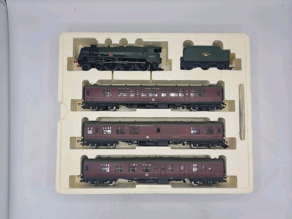5196 Hornby R2796M "The Irish Mail" train pack with Rebuilt Royal Scot