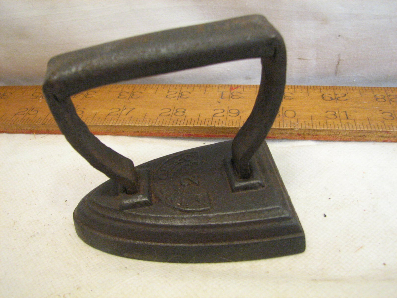 Rare Antique No. 2Size Small Kenrick Cast Iron Sad Iron Kitchen Tool Mini