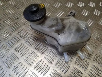 TOYOTA AVENSIS VERSO M2 Bremsflüssigkeitsbehälter 13231140260 2.0 26082059