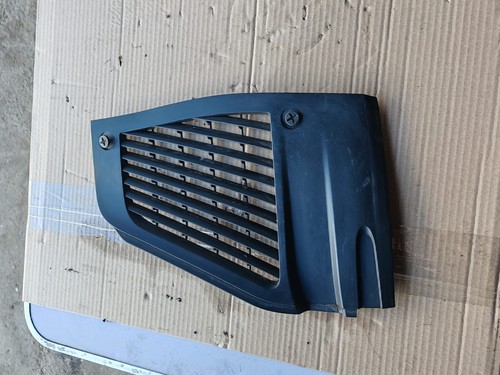 PORSCHE CAYENNE 955 SEITENWISCHERMOTOR ABDECKUNG VERKLEIDUNG VORNE RECHTS 7L5819730B 2003