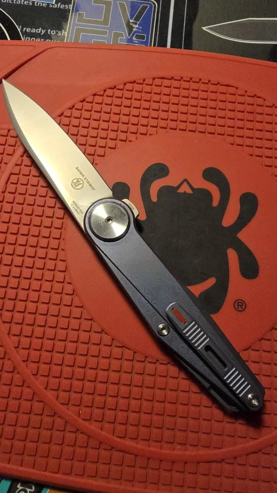 Cuchillo plegable de titanio Jungle Knives Foto 2 de 3