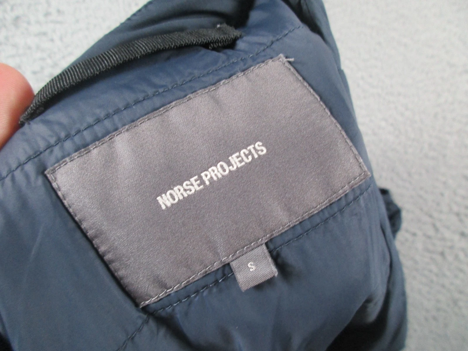 Norse Projects Jacket Mens Small Otto Light Midlayer Primaloft Cardigan - product detail image 5