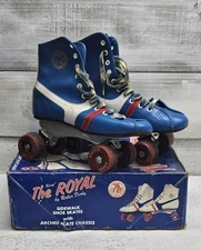 Vintage THE NEW ROYAL Official Roller Derby Skates Kid's Size 4