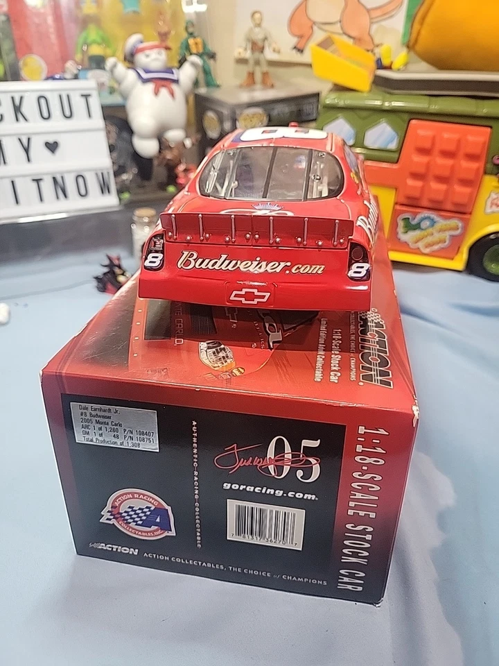 DALE WONHARDT JR #8 BUDWEISER Bud Monte Carlo 2005 acción 1/18 Foto 4 de 4