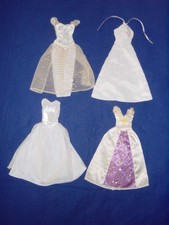 Vintage Kleidung-Konvolut für Barbie Puppe,  seltene Schuhe + Zubehör