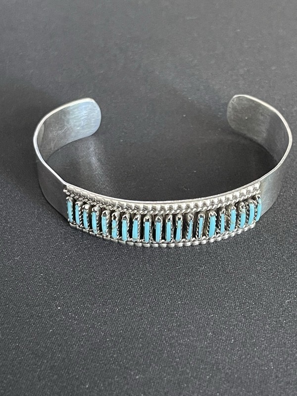 Vintage Zuni Sterling Silver Needlepoint Turquoise Yazzie Design Bracelet 6"