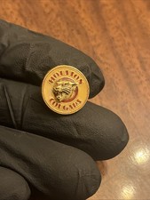 Vintage Houston Cougars label pin mascot football basketball College University