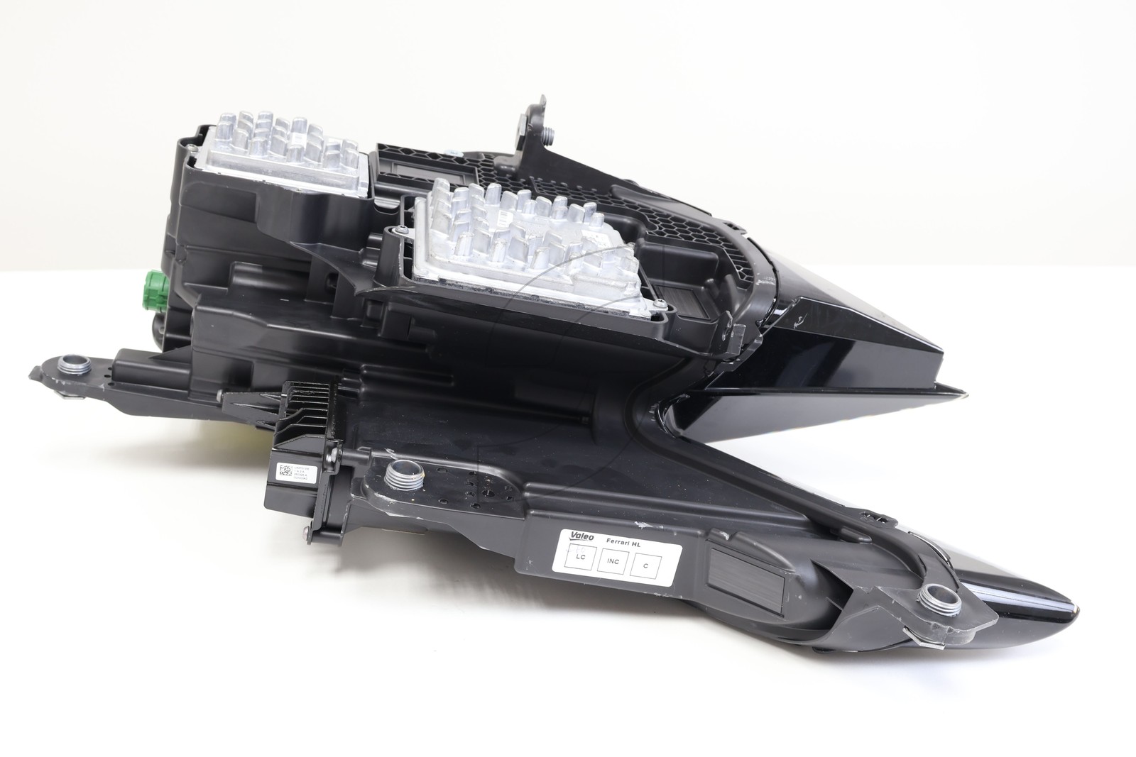 FE-985000400 RH HEADLIGHT  Ferrari NEW