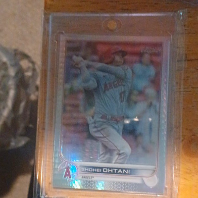 2022 Topps Chrome Prism Shohei Ohtani Los Angeles Angels #1 Prism Refractor