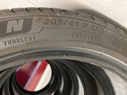 Pneumatici usati Michelin Primacy 205/45 R17 - Foto 3 di 5