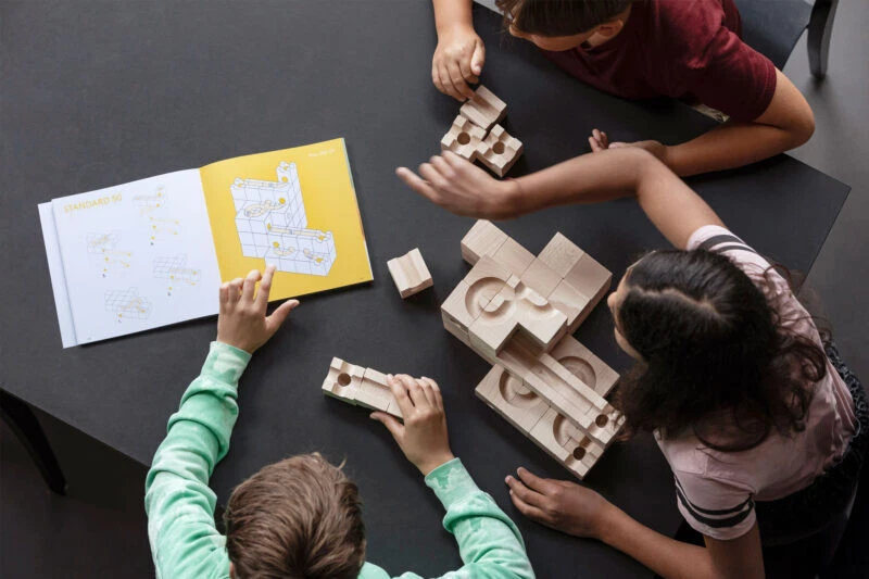 Spar-Set CUBORO Kugelbahn Standart 32 + Cuboro Das Buch schönes Geschenk - NEU - Bild 4 von 4