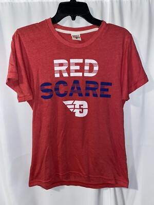 Homage Dayton Flyers Red Scare Roosters T Shirt Small
