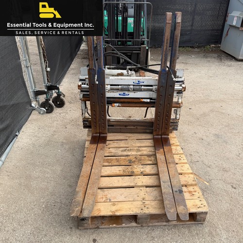 Cascade Single-Double 8,000 Lbs Pallet 42'' Forklift Attachment Class III 3