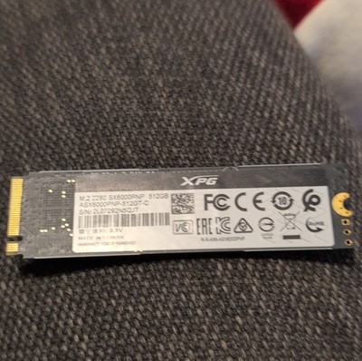 XPG SX8200PNP 512GB M.2 2280 NVMe Internal SSD Black