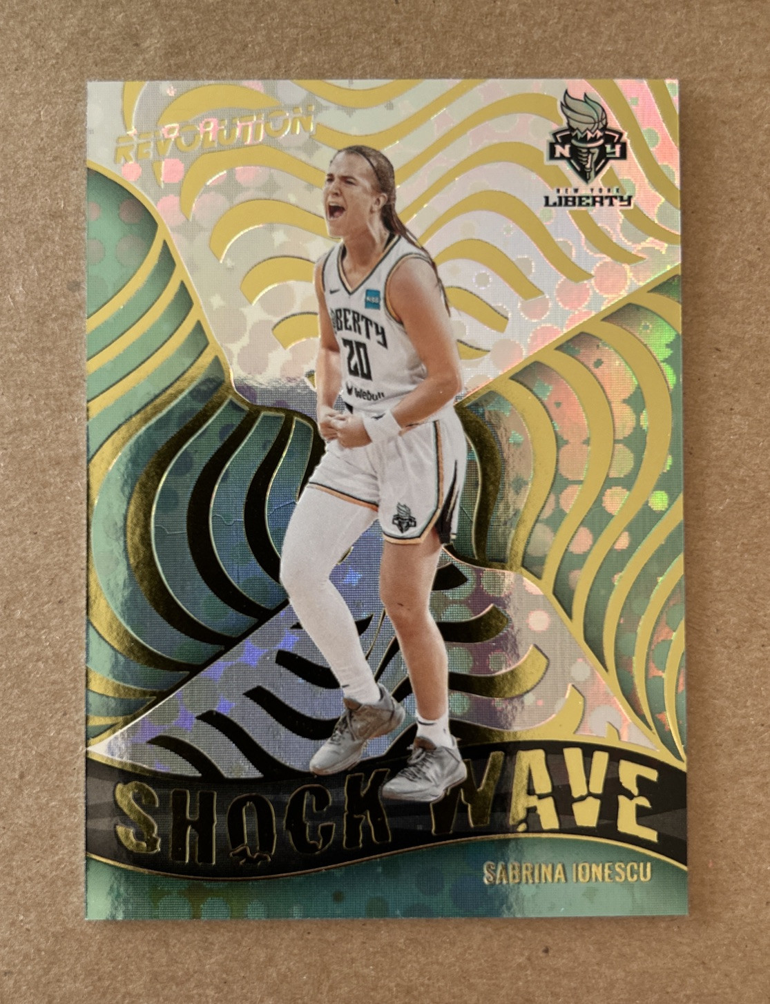 Sabrina様 2022 Revolution WNBA Shock Wave #224 Sabrina Ionescu Basketball