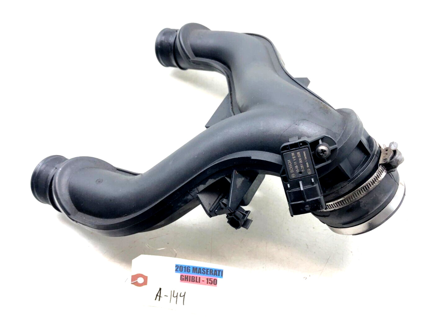 2014-2020 MASERATI GHIBLI S 3.0L V6 AIR INTAKE INLET DUCT TUBE W/MAF SENSOR OEM.