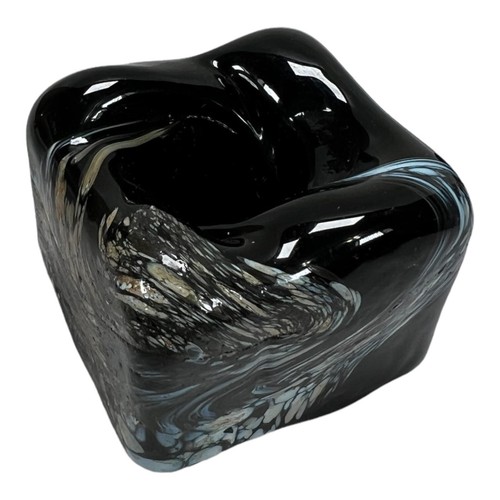 Vintage Ukrainian Glass Candle Holder - Dark Blue with Spiral Design - Picture 5 of 12