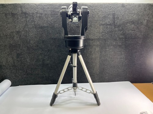 TELESCOPIO REFRACTOR MOTORIZADO MEAD ETX-60 con TRÍPODE 