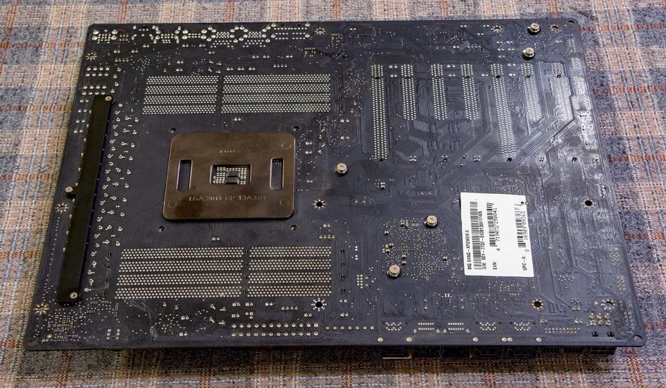 Intel i7-3930K CPU, MSI Bigbang XPOWER II MS-7737 ,CORSAIR 48GB (6x8 GB) Ram - Image 4 of 4