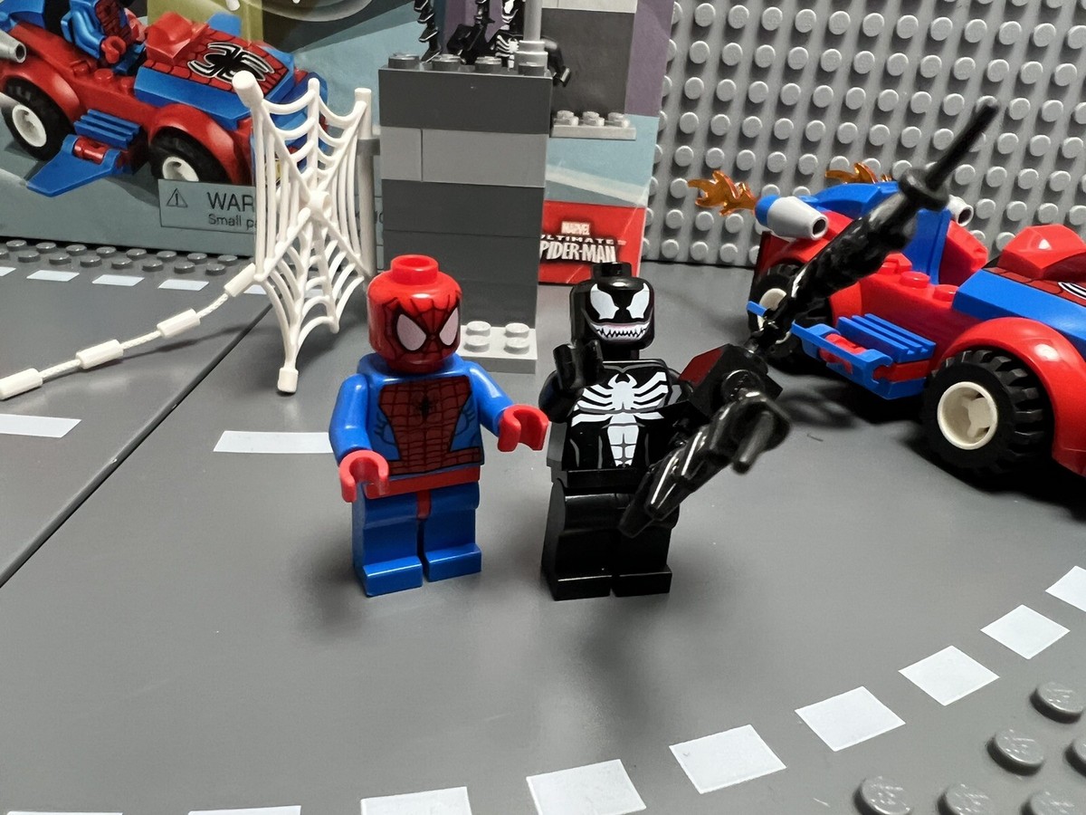Lego 10665 Juniors Super Heroes Spider Man Car Pursuit 2014
