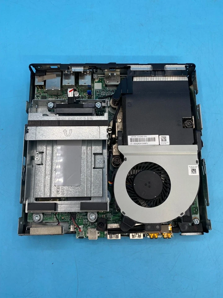 HP EliteDesk 800 G3 Desktop Mini - i3-6100T - 8GB RAM - 240GB SSD (OFFERS OK) - Image 3 of 4