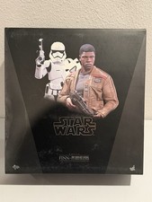 Hot Toys Star Wars 1st Order Riot Control Stormtrooper & Finn 1 6 Set - MMS346