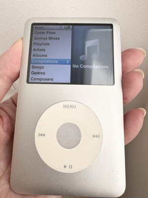 Apple iPod Classic 6th Generation 160GB MB145J MB145LL