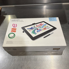 Wacom One Creative Pen Display Graphics Table...