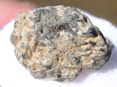 2.24 grams 17x12x9mm Gadamis 004 Lunar Meteorite as found individual with a COA