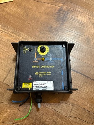 Milton Roy  / MOTOR CONTROLLER / MC-4YF / guter Zustand