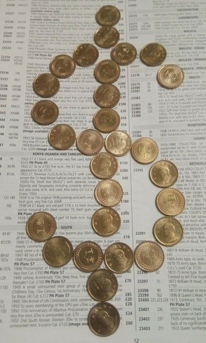 LOT OF THIRTY (30) ONE DOLLAR COINS FROM TAIWAN